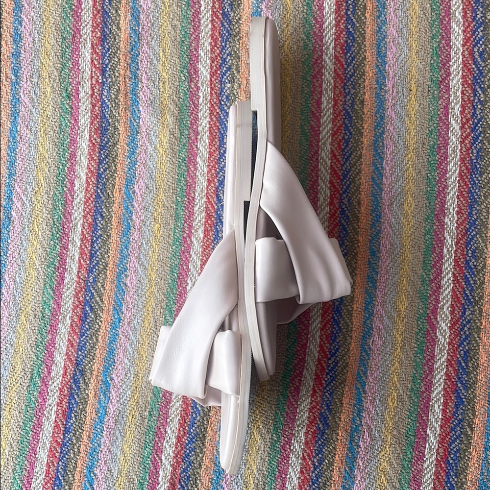 Abercrombie & Fitch Women's Cream Sandals Sz 9/10 - Picture 3 of 6